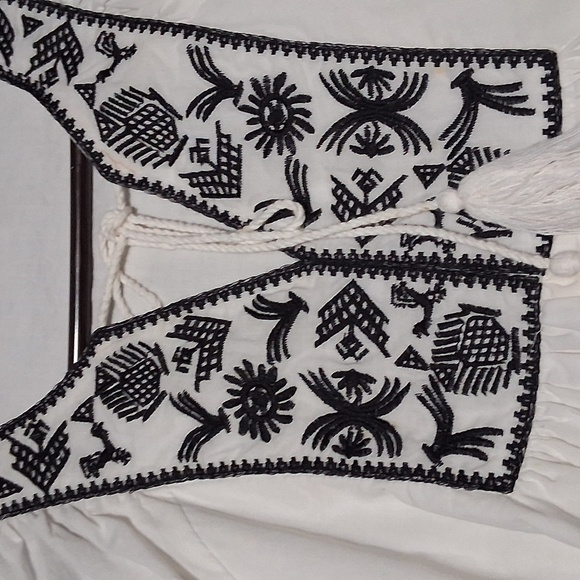 Chelsea & Violet White and Black Embroidered Blouse - Picture 5 of 8